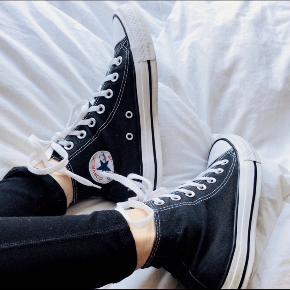 🖤Black high top Converse
